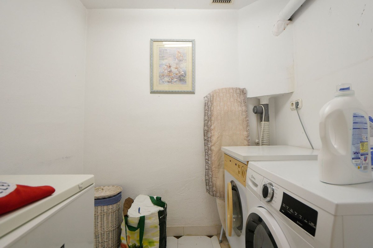 5 Bed Townhouse for sale in Puerto De Cabopino Costa Del Sol, Málaga, Spain