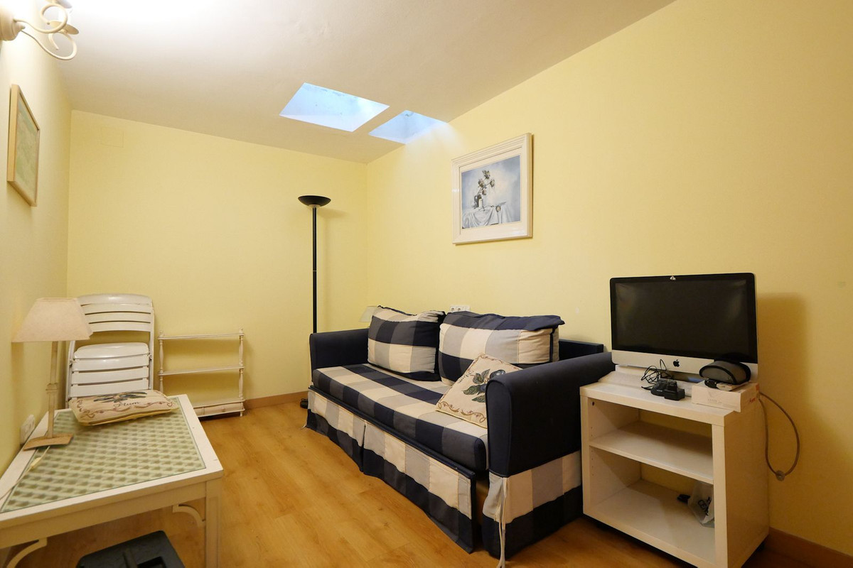5 Bed Townhouse for sale in Puerto De Cabopino Costa Del Sol, Málaga, Spain