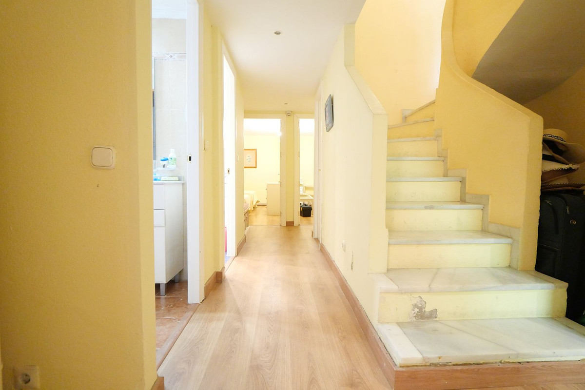 5 Bed Townhouse for sale in Puerto De Cabopino Costa Del Sol, Málaga, Spain