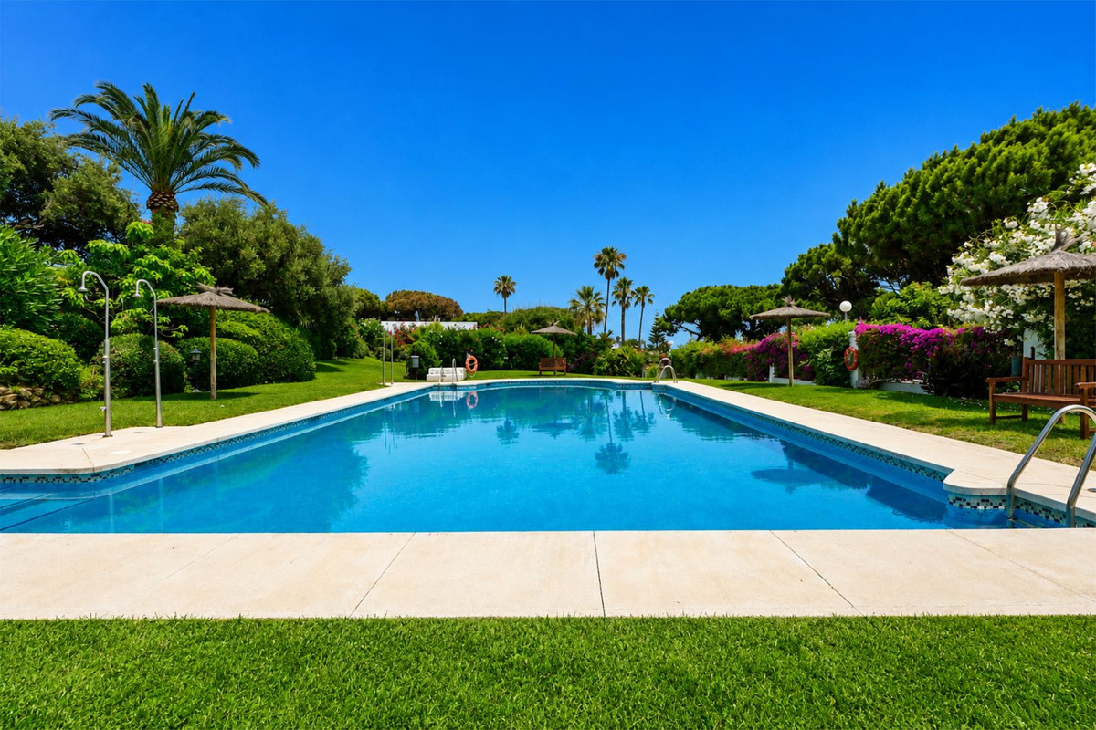 5 Bed Townhouse for sale in Puerto De Cabopino Costa Del Sol, Málaga, Spain