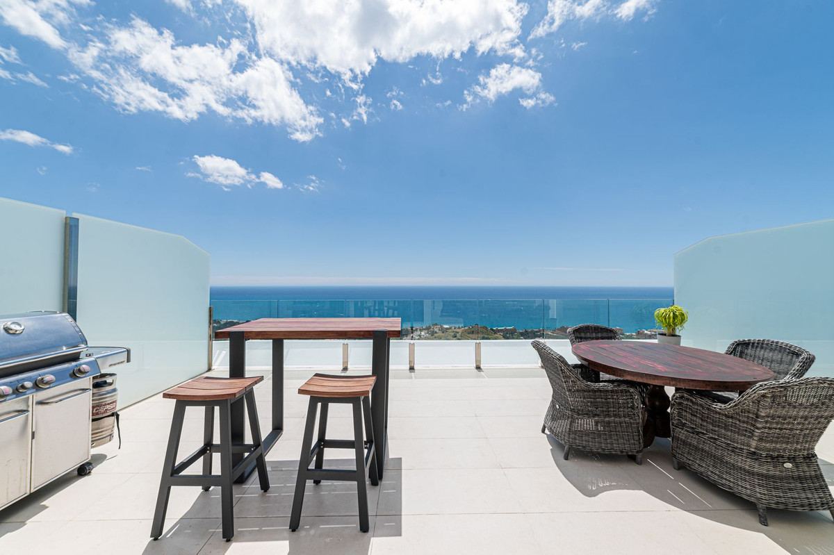 3 Bed Apartment for sale in Benalmadena Costa Del Sol, Málaga, Spain