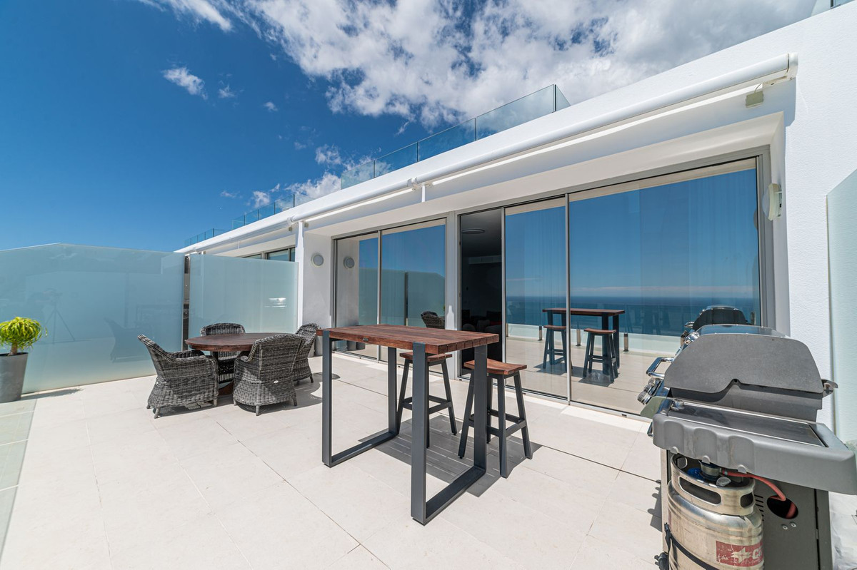 3 Bed Apartment for sale in Benalmadena Costa Del Sol, Málaga, Spain