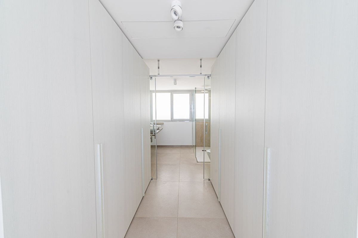 3 Bed Apartment for sale in Benalmadena Costa Del Sol, Málaga, Spain