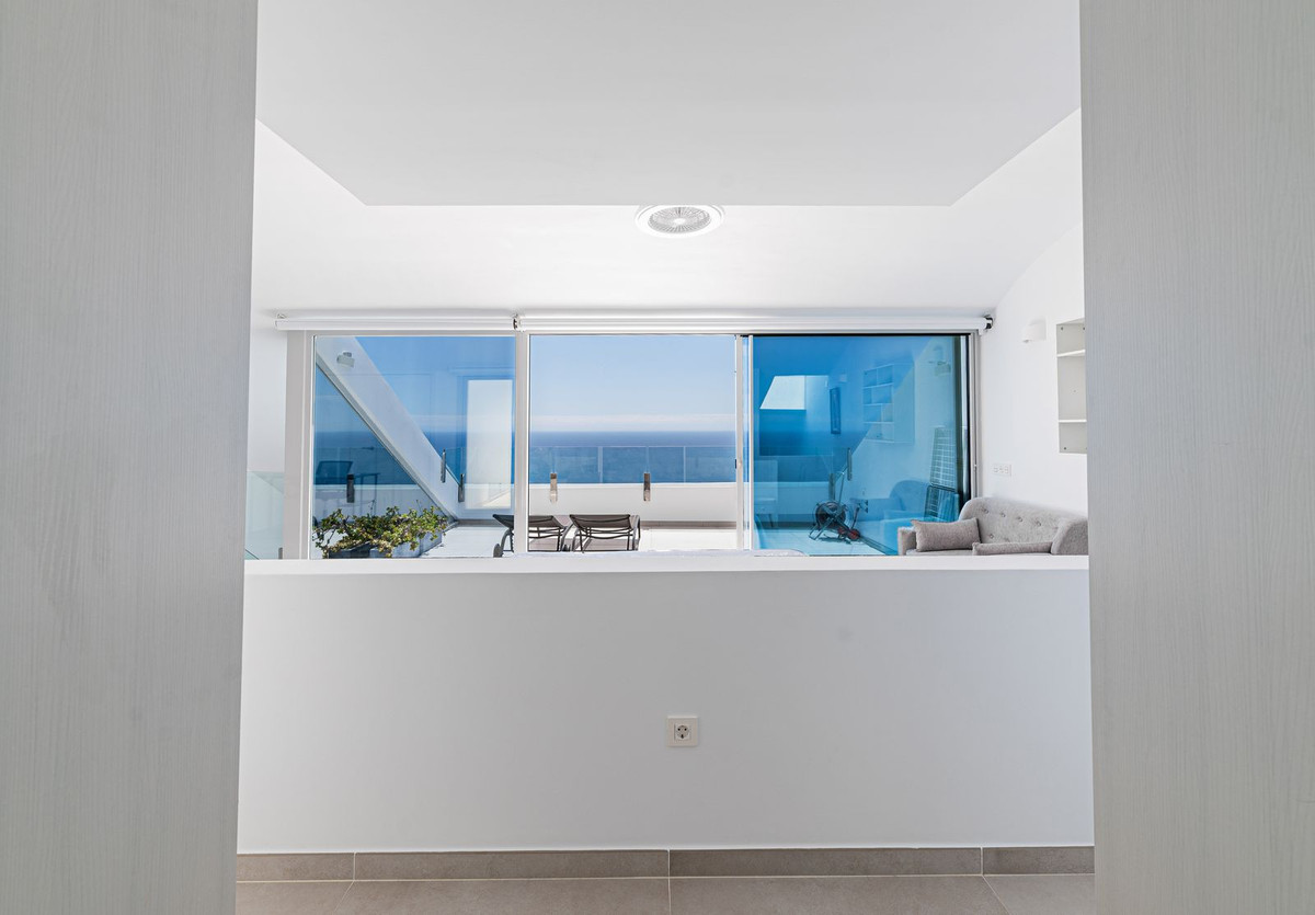 3 Bed Apartment for sale in Benalmadena Costa Del Sol, Málaga, Spain