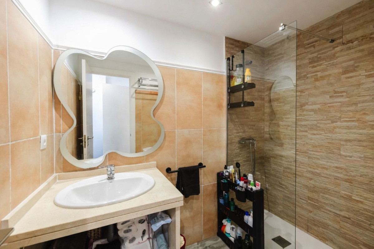 2 Bed Apartment for sale in Casares Playa Costa Del Sol, Málaga, Spain