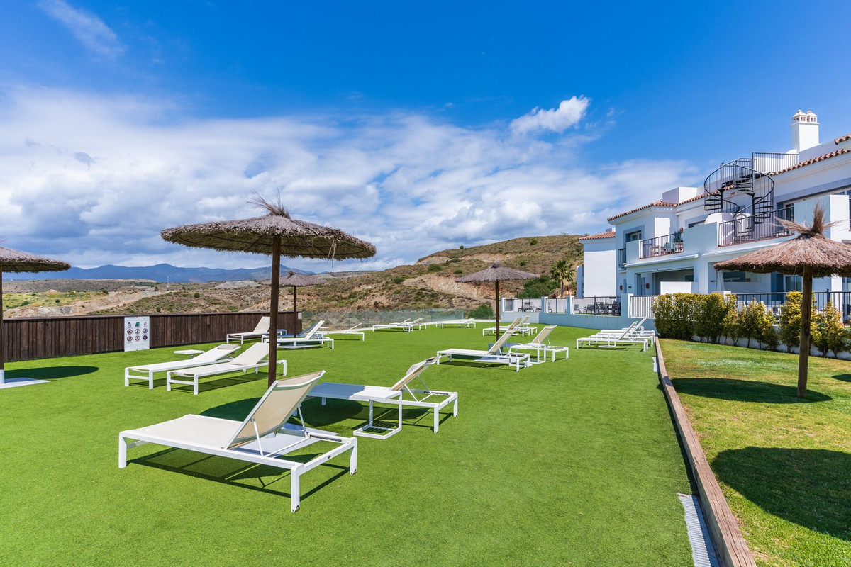 3 Bed Apartment for sale in Benahavís Costa Del Sol, Málaga, Spain