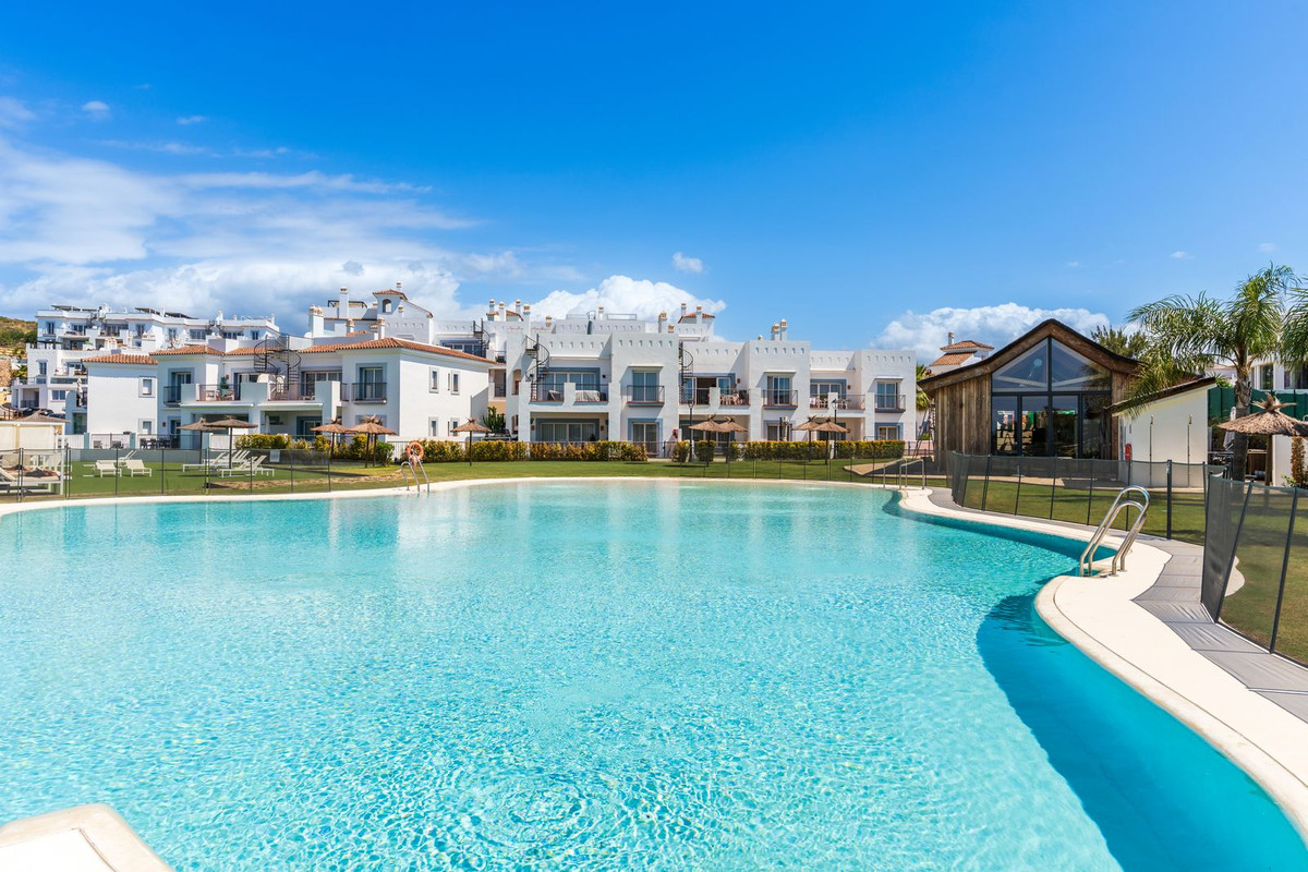 3 Bed Apartment for sale in Benahavís Costa Del Sol, Málaga, Spain