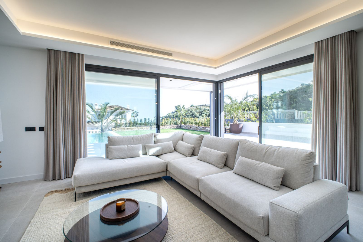 4 Bed Townhouse for sale in Mijas Costa Del Sol, Málaga, Spain
