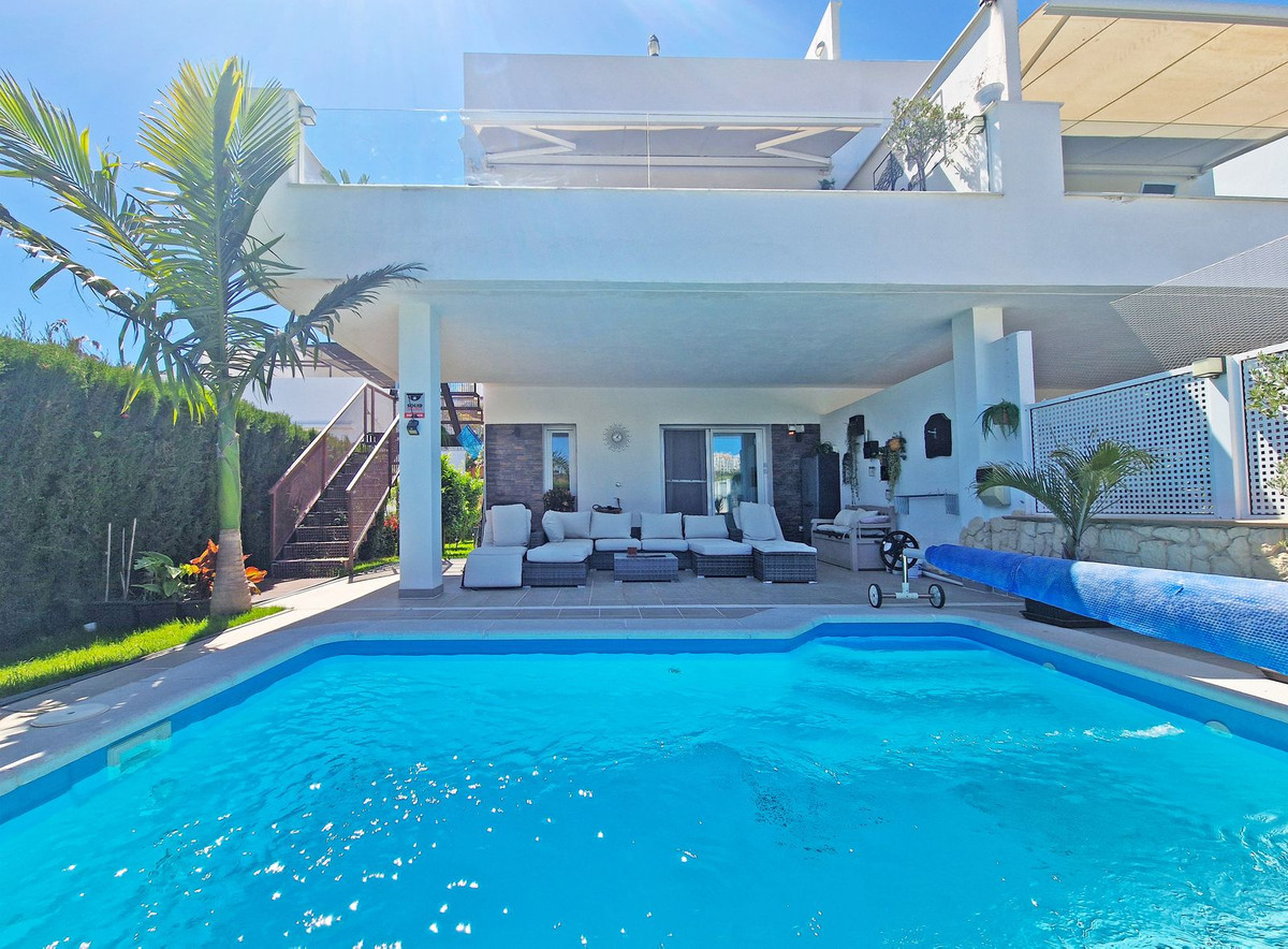 3 Bed Townhouse for sale in Riviera Del Sol Costa Del Sol, Málaga, Spain
