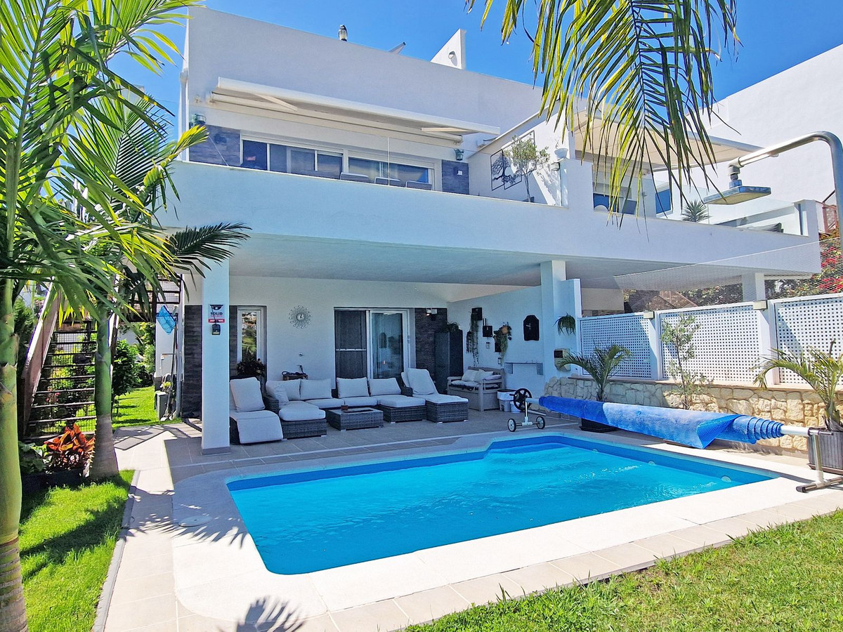 3 Bed Townhouse for sale in Riviera Del Sol Costa Del Sol, Málaga, Spain
