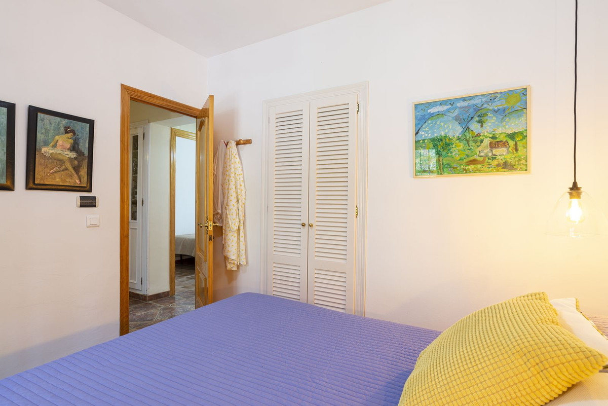 4 Bed Townhouse for sale in Coín Costa Del Sol, Málaga, Spain