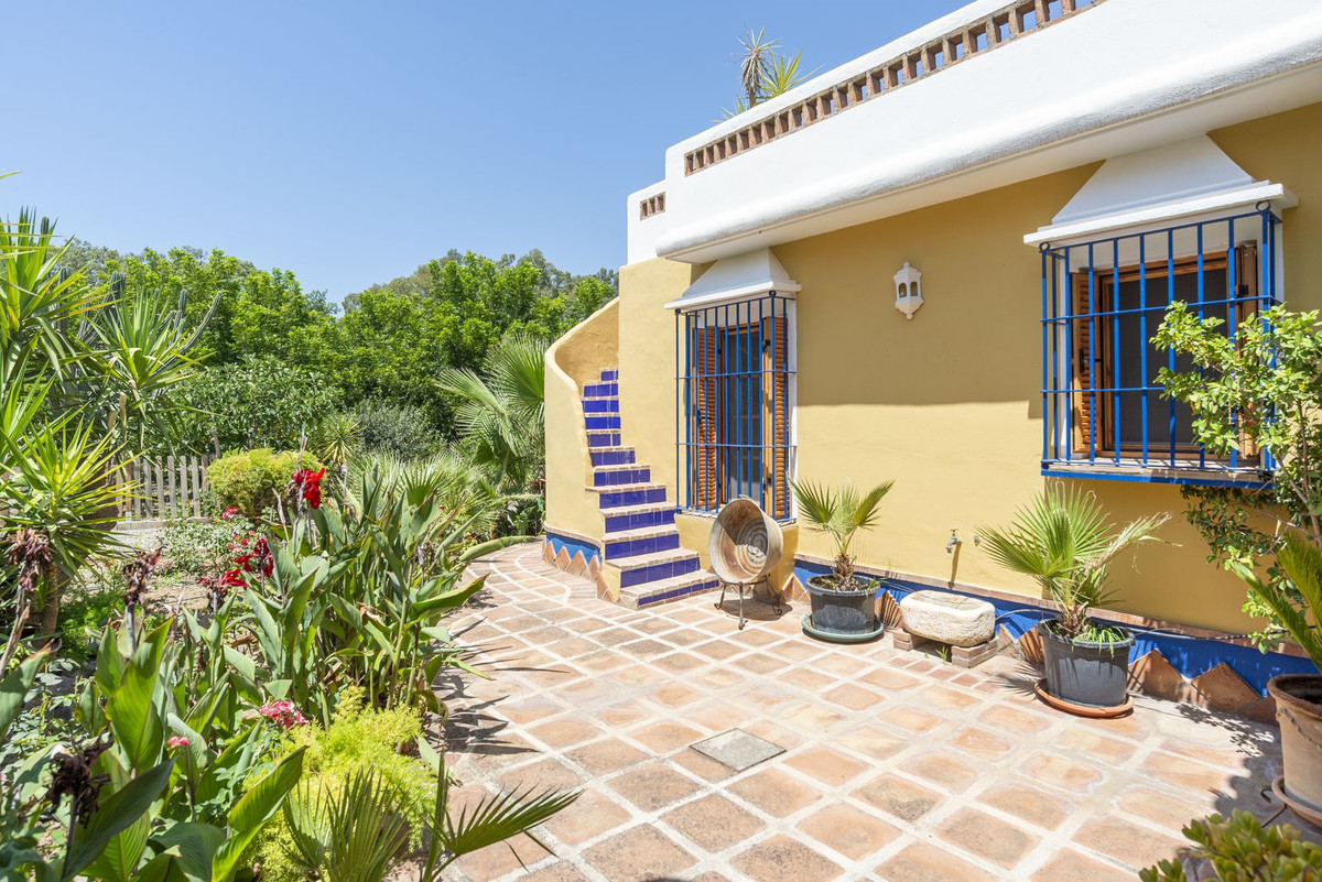 4 Bed Townhouse for sale in Coín Costa Del Sol, Málaga, Spain