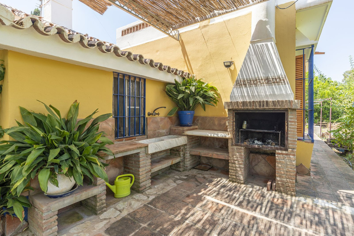 4 Bed Townhouse for sale in Coín Costa Del Sol, Málaga, Spain