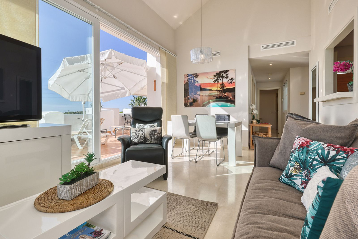 2 Bed Apartment for sale in Casares Costa Del Sol, Málaga, Spain