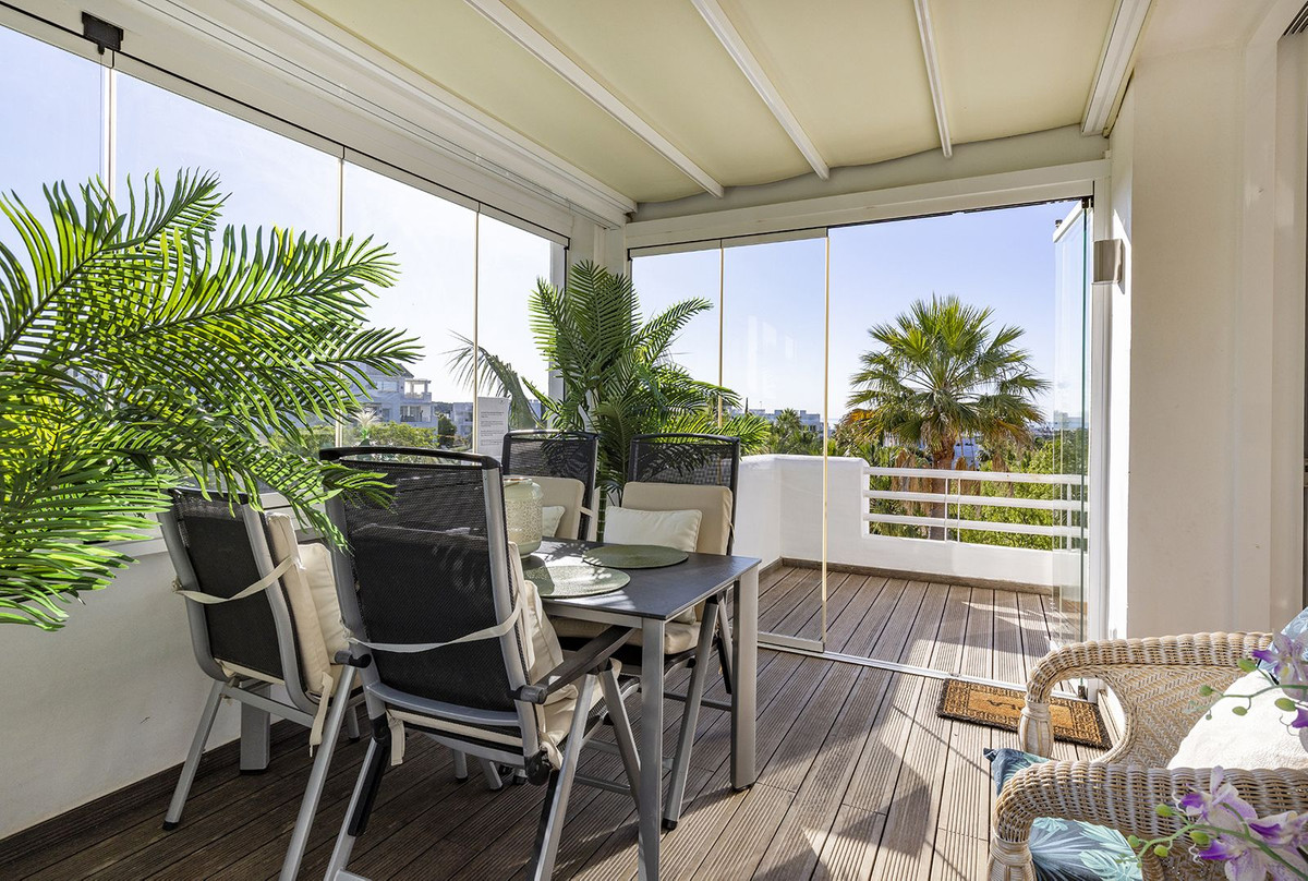2 Bed Apartment for sale in Casares Costa Del Sol, Málaga, Spain
