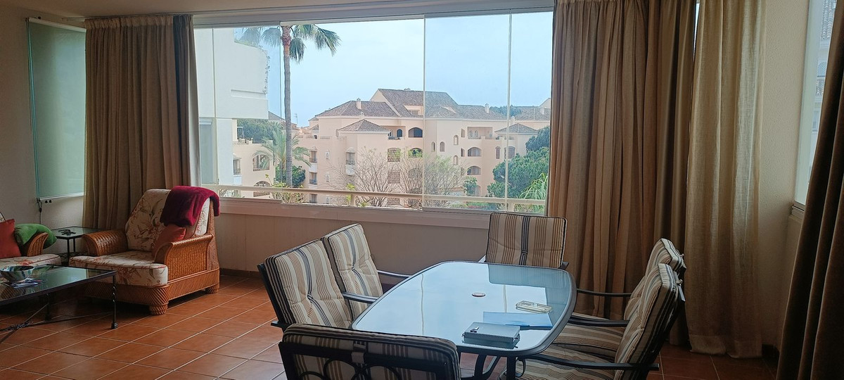 Se vende Apartamento Planta Media de 2 dormitorios en Costa Del Sol, Málaga, España