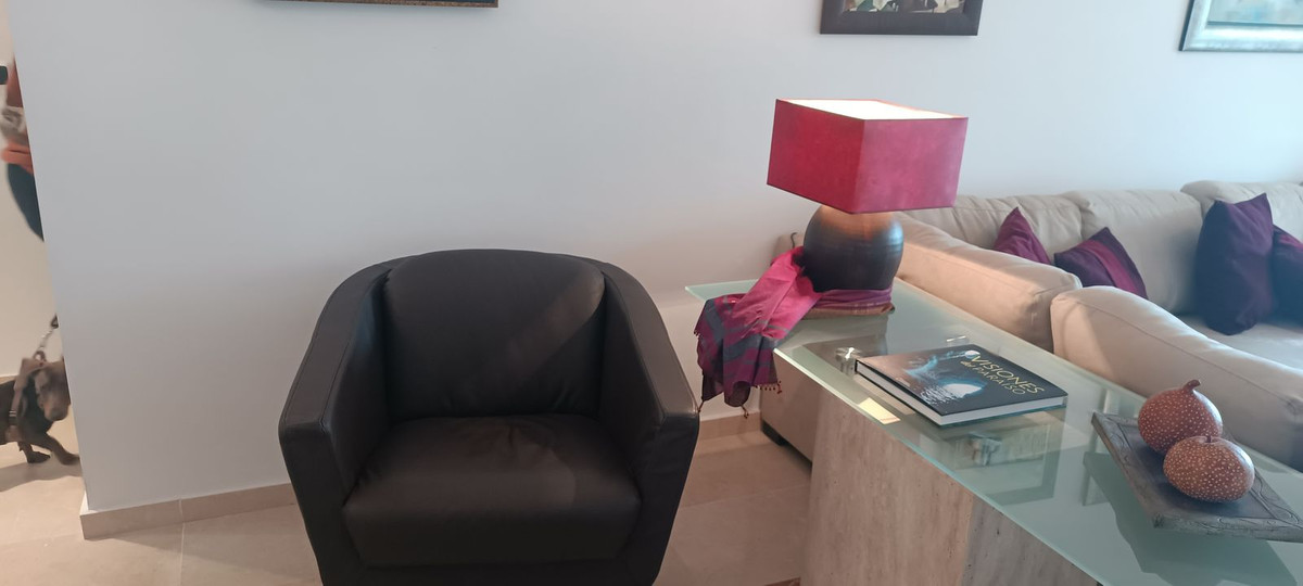 Se vende Apartamento Planta Media de 2 dormitorios en Costa Del Sol, Málaga, España
