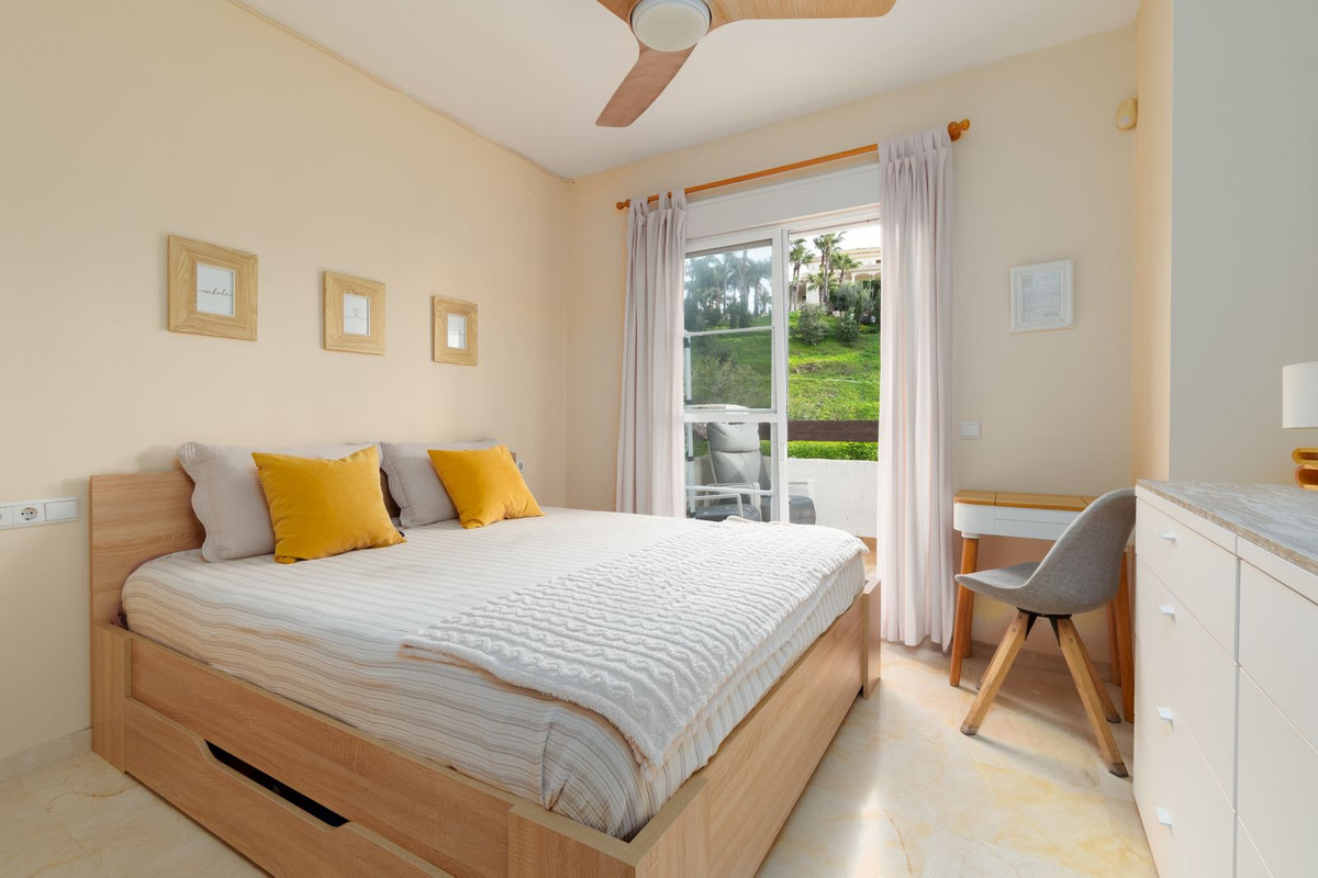 2 Bed Apartment for sale in Benalmadena Costa Del Sol, Málaga, Spain