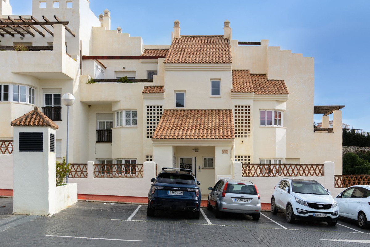 2 Bed Apartment for sale in Benalmadena Costa Del Sol, Málaga, Spain