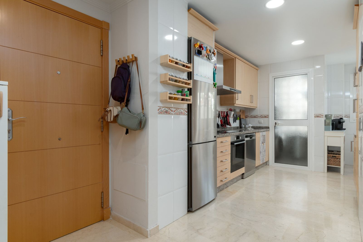 2 Bed Apartment for sale in Benalmadena Costa Del Sol, Málaga, Spain