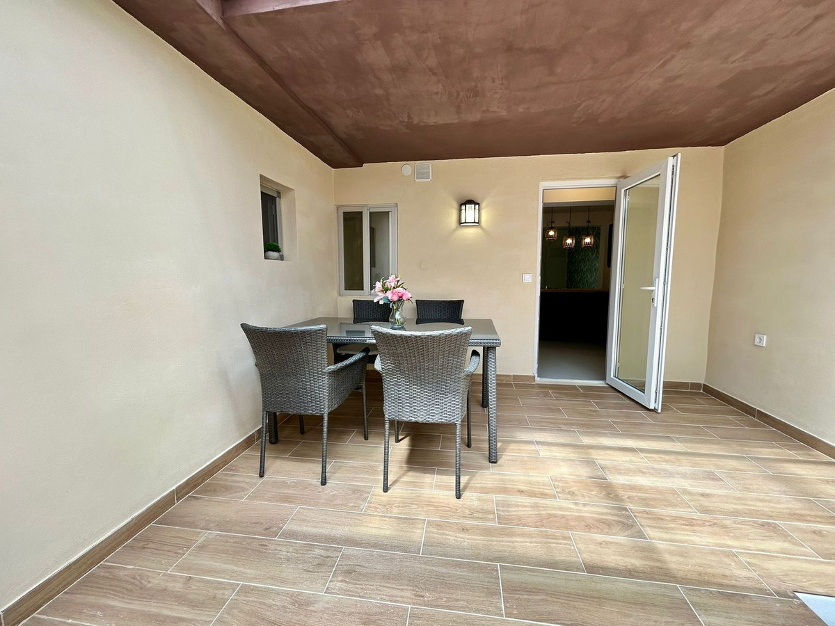 3 Bed Apartment for sale in Los Boliches Costa Del Sol, Málaga, Spain