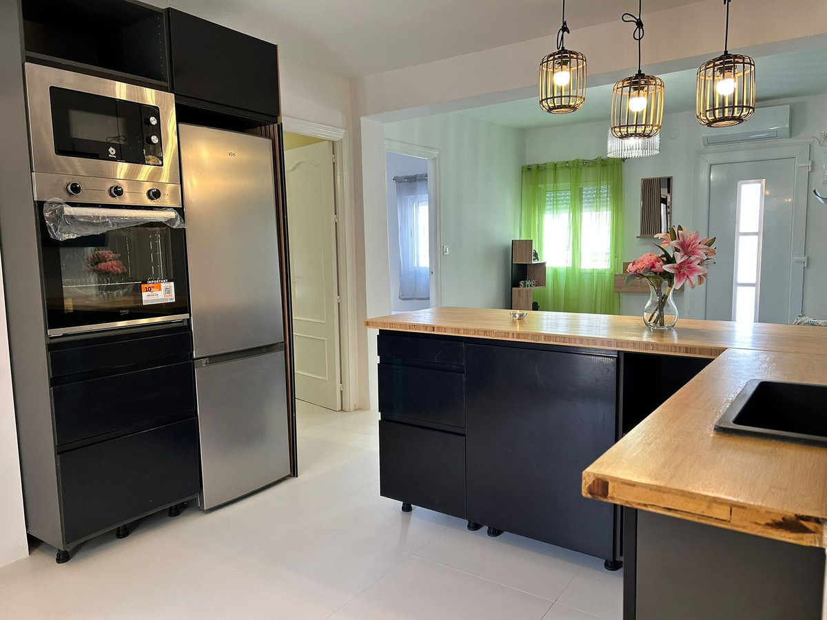 3 Bed Apartment for sale in Los Boliches Costa Del Sol, Málaga, Spain