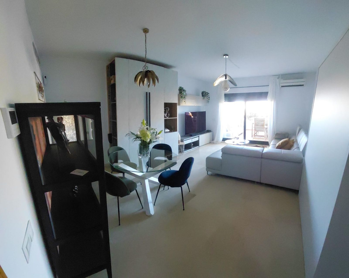 Se vende Apartamento Planta Baja de 2 dormitorios en Costa Del Sol, Málaga, España