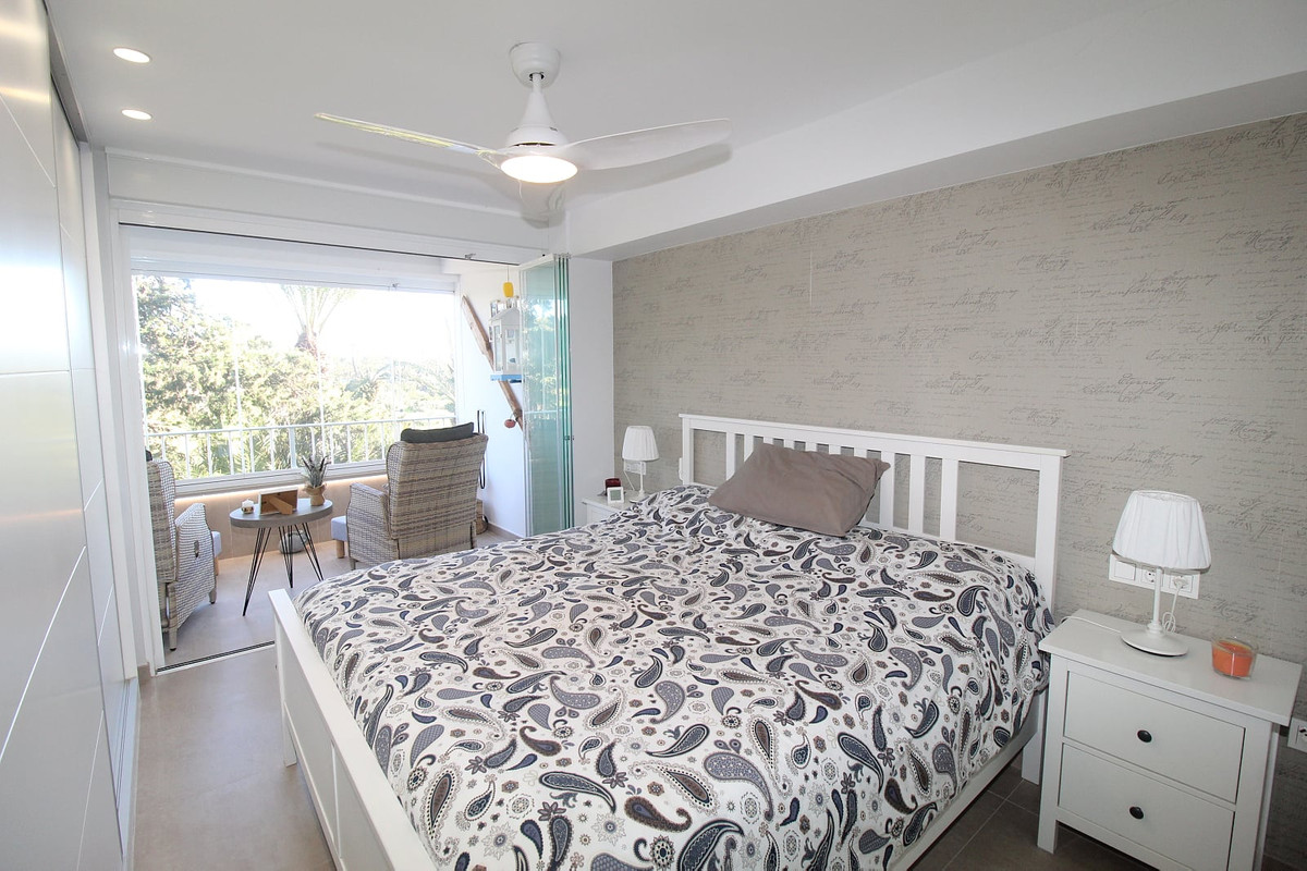 Se vende Apartamento Planta Media de 2 dormitorios en Costa Blanca, Alicante, España