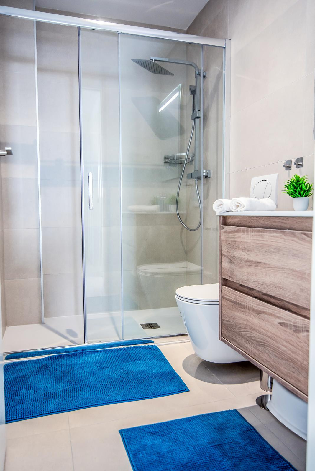 3 Bed Apartment for sale in Fuengirola Costa Del Sol, Málaga, Spain