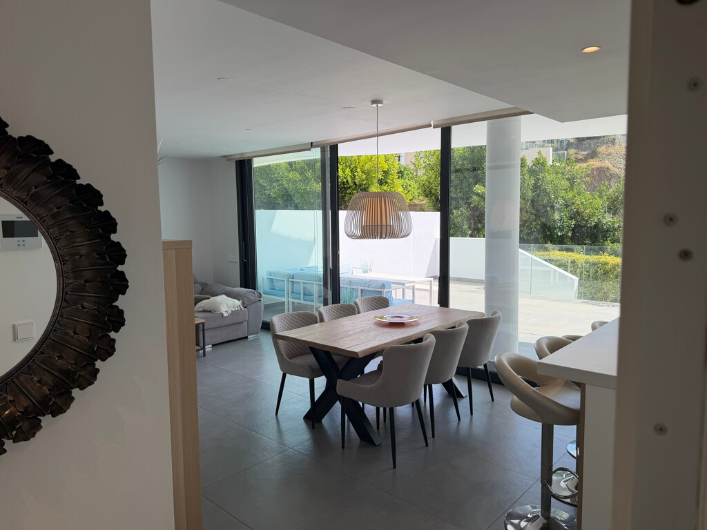 Se vende Apartamento Planta Baja de 2 dormitorios en Costa Del Sol, Málaga, España