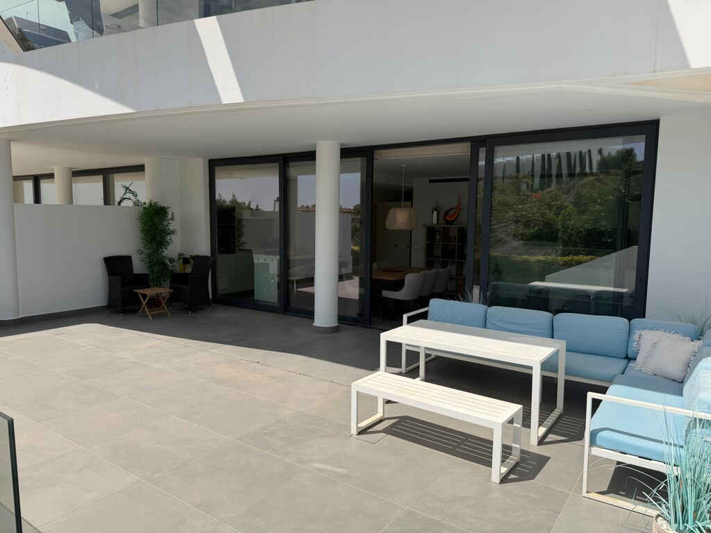 Se vende Apartamento Planta Baja de 2 dormitorios en Costa Del Sol, Málaga, España