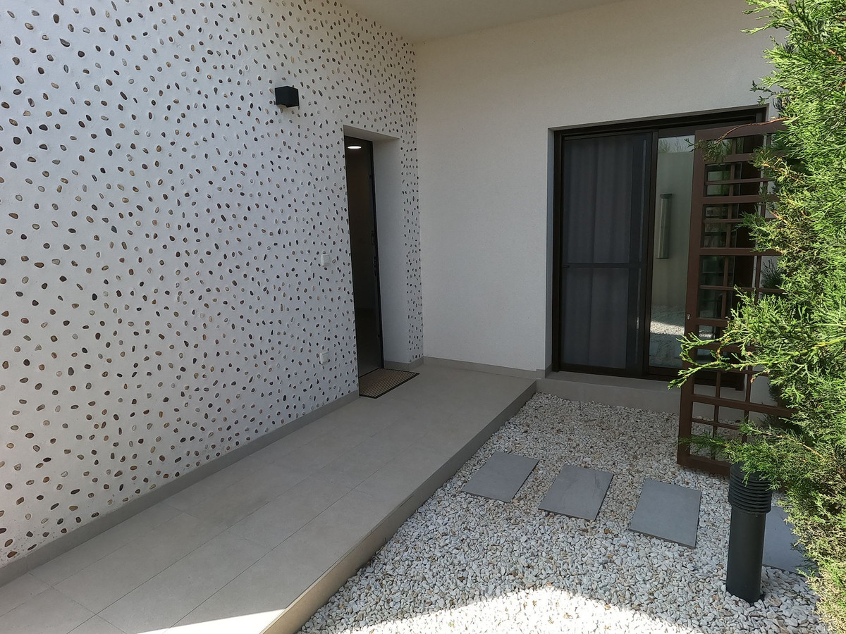 Se vende Apartamento Planta Baja de 2 dormitorios en Costa Blanca, Alicante, España