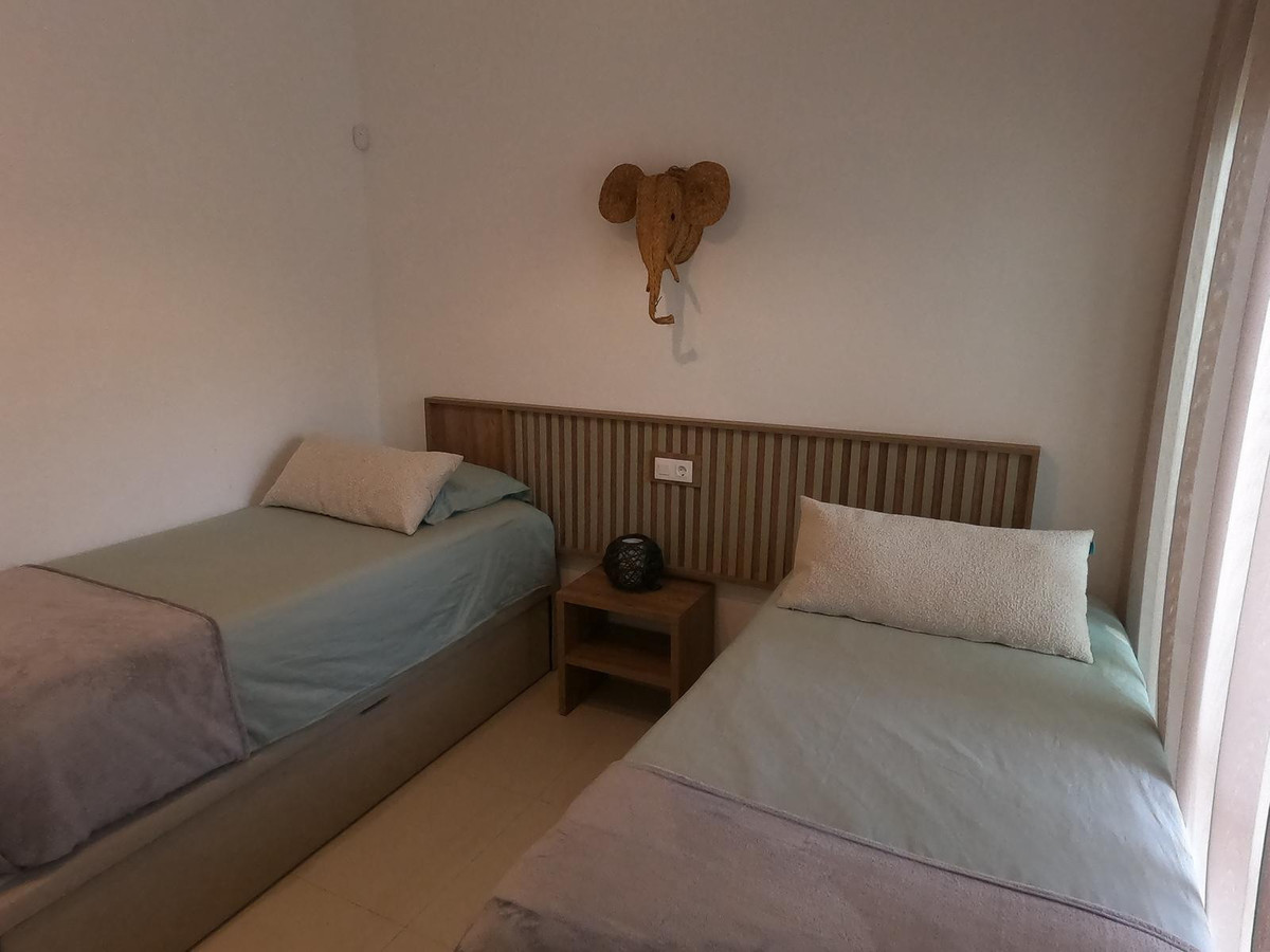 Se vende Apartamento Planta Baja de 2 dormitorios en Costa Blanca, Alicante, España