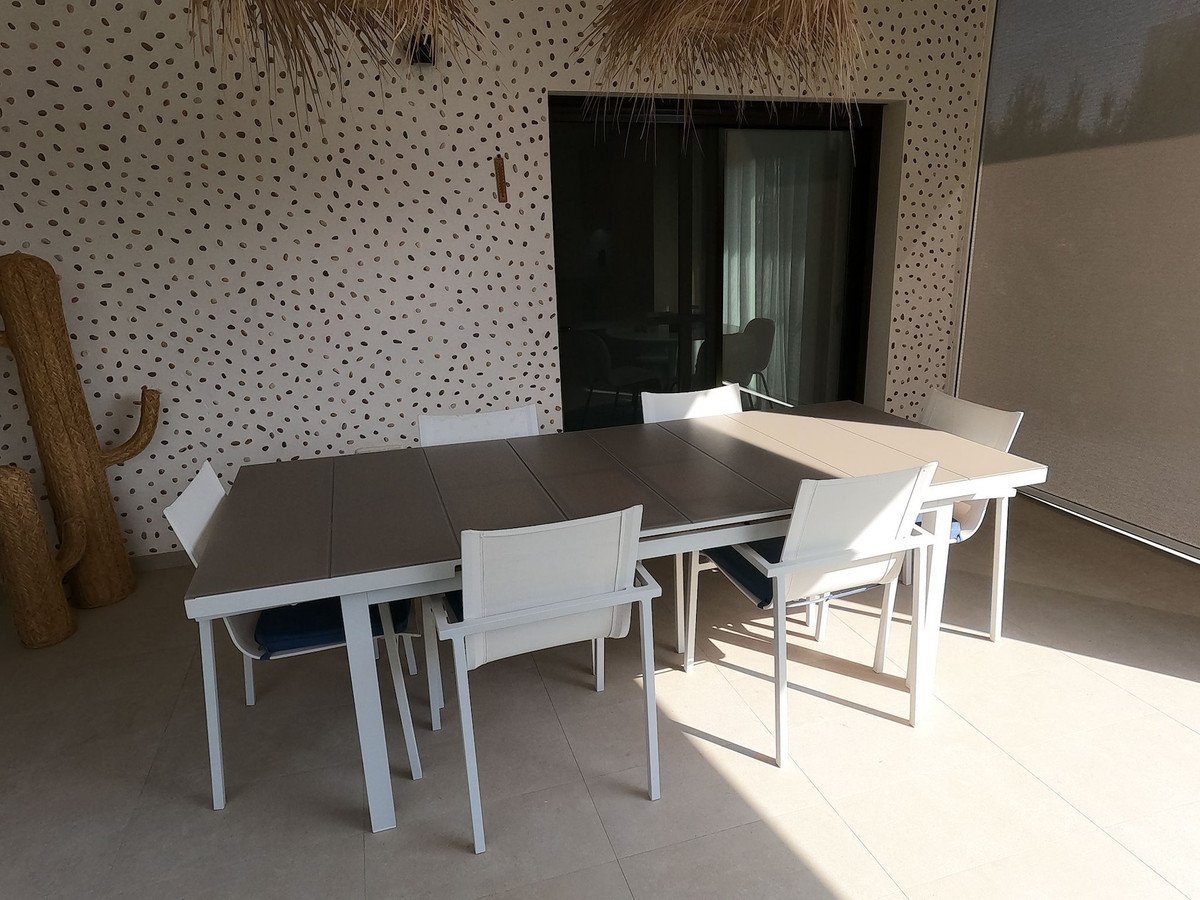 Se vende Apartamento Planta Baja de 2 dormitorios en Costa Blanca, Alicante, España