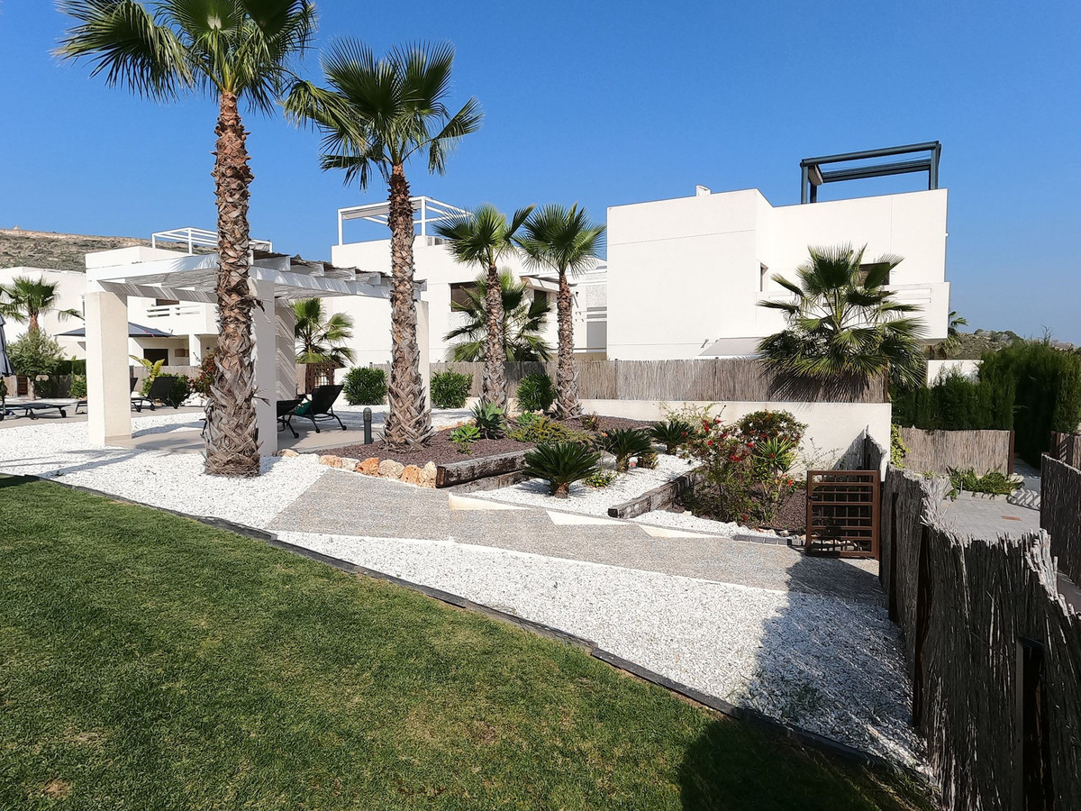 Se vende Apartamento Planta Baja de 2 dormitorios en Costa Blanca, Alicante, España