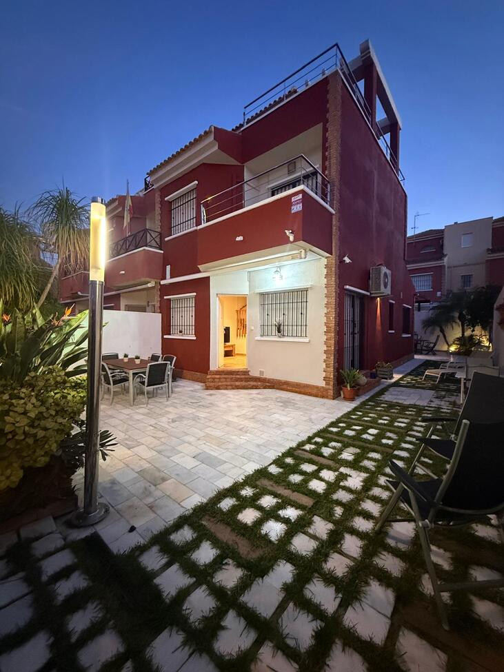 4 Bed Townhouse for sale in Torre De La Horadada Costa Blanca, Alicante, Spain