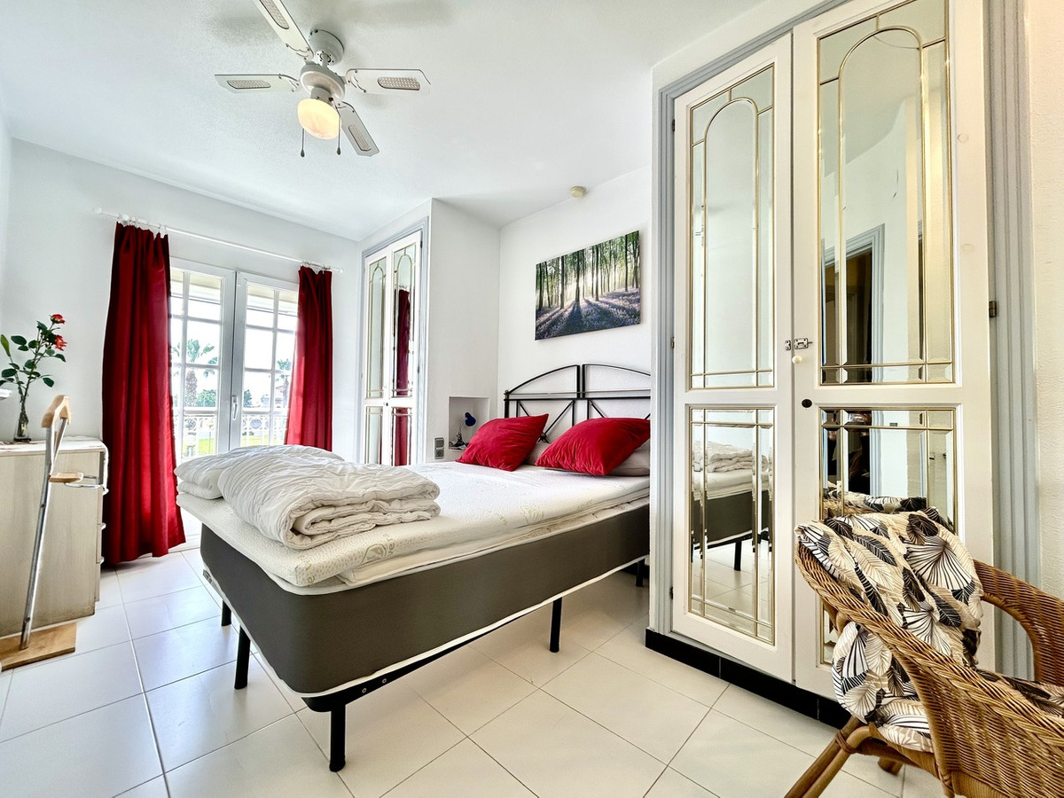 Se vende Apartamento Planta Media de 2 dormitorios en Costa Blanca, Alicante, España