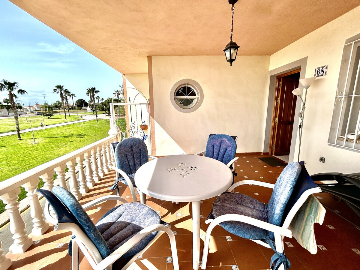 Se vende Apartamento Planta Media de 2 dormitorios en Costa Blanca, Alicante, España