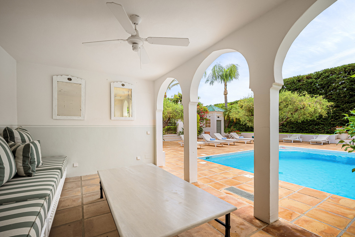 Se vende Villa - Chalet de 6 dormitorios en Costa Del Sol, Málaga, España