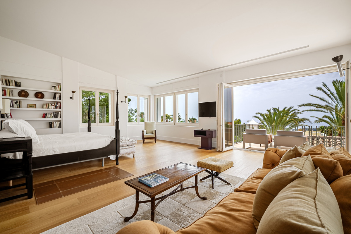 Se vende Villa - Chalet de 6 dormitorios en Costa Del Sol, Málaga, España