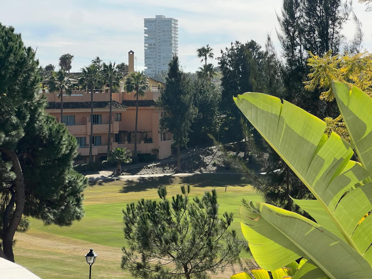 Se vende Apartamento Planta Baja de 3 dormitorios en Costa Del Sol, Málaga, España