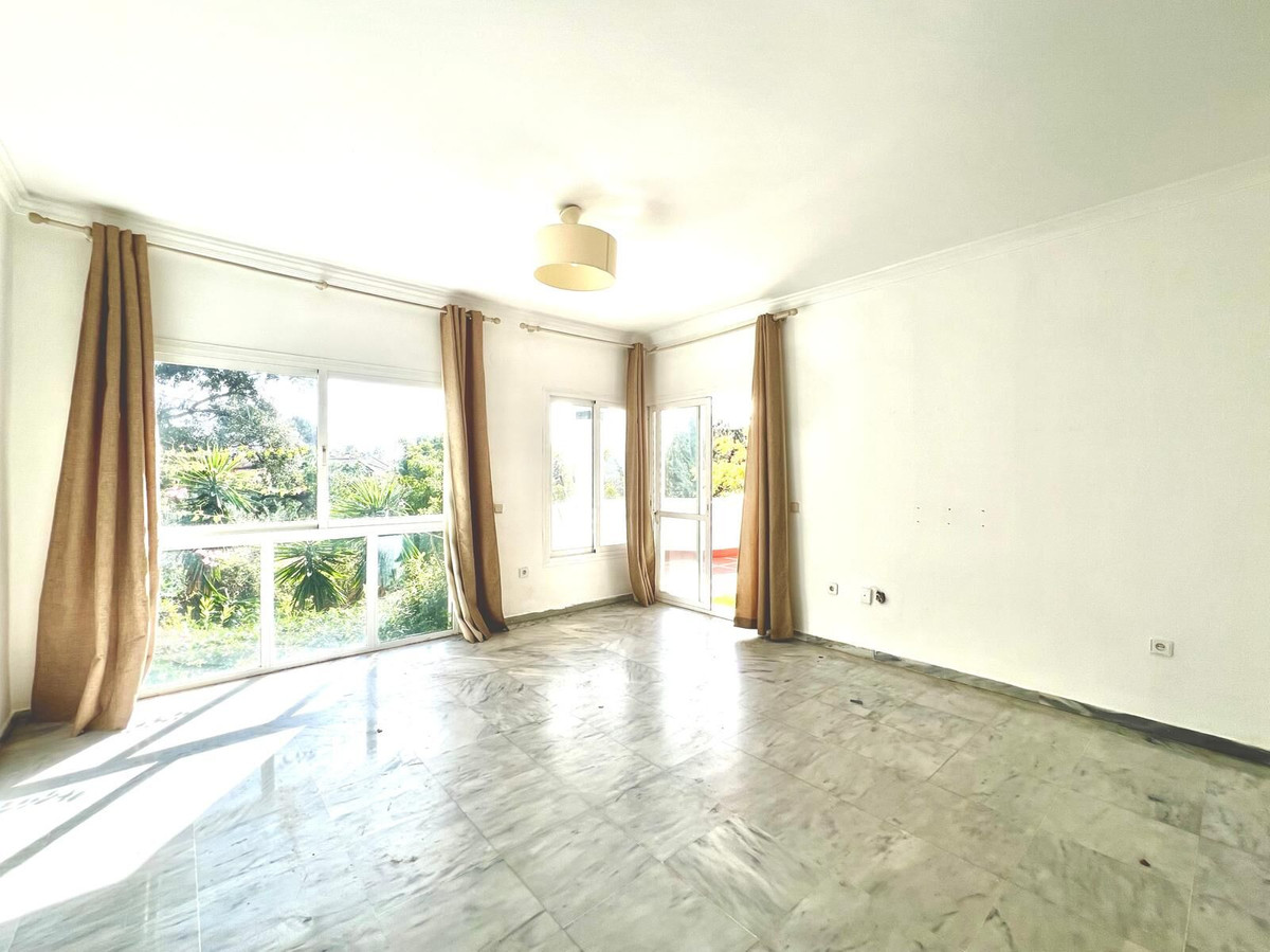 Se vende Apartamento Planta Baja de 3 dormitorios en Costa Del Sol, Málaga, España