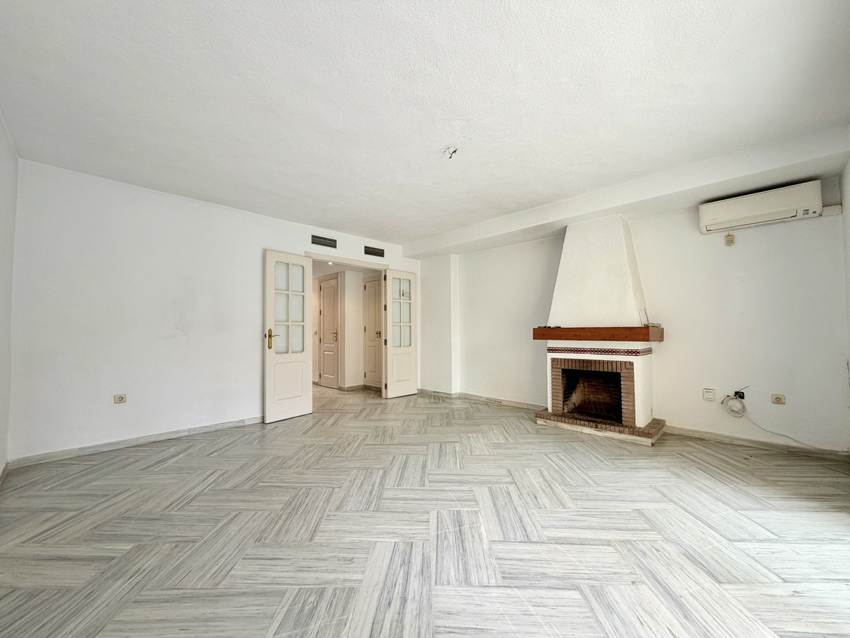 Se vende Adosada de 2 dormitorios en Costa Del Sol, Málaga, España