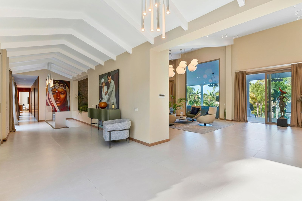 6 Bed Townhouse for sale in Marbella Costa Del Sol, Málaga, Spain
