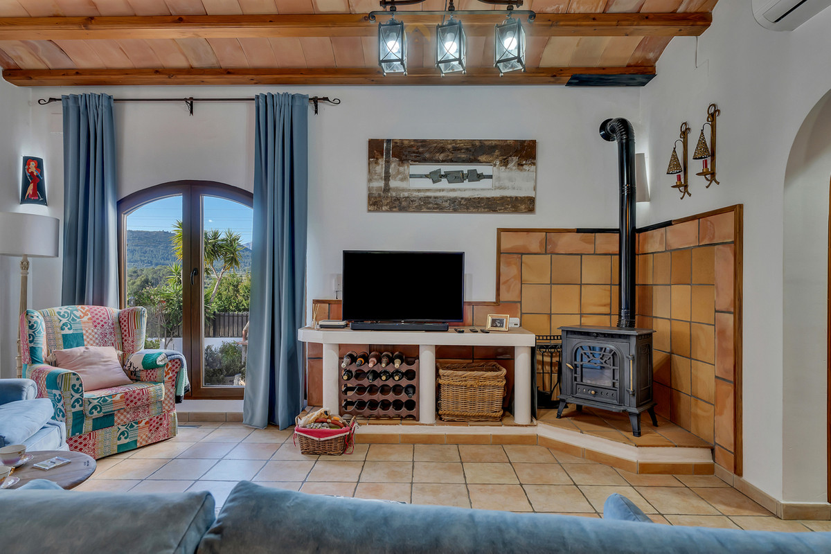 Se vende Villa - Chalet de 6 dormitorios en Costa Blanca, Alicante, España