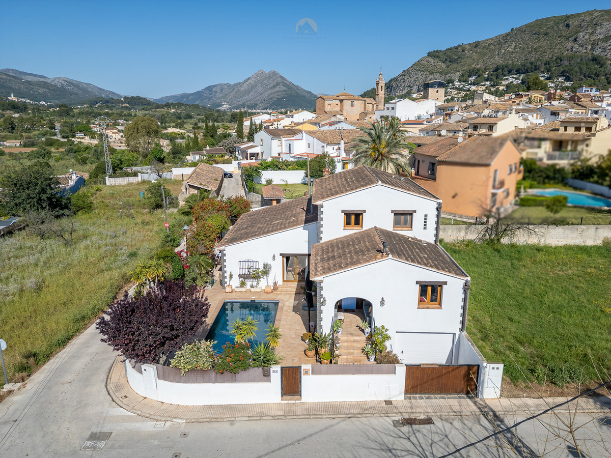 Se vende Villa - Chalet de 6 dormitorios en Costa Blanca, Alicante, España