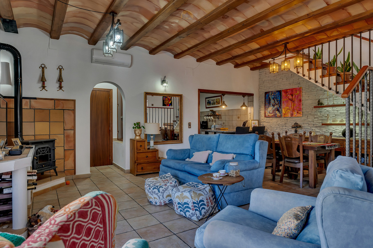 Se vende Villa - Chalet de 6 dormitorios en Costa Blanca, Alicante, España
