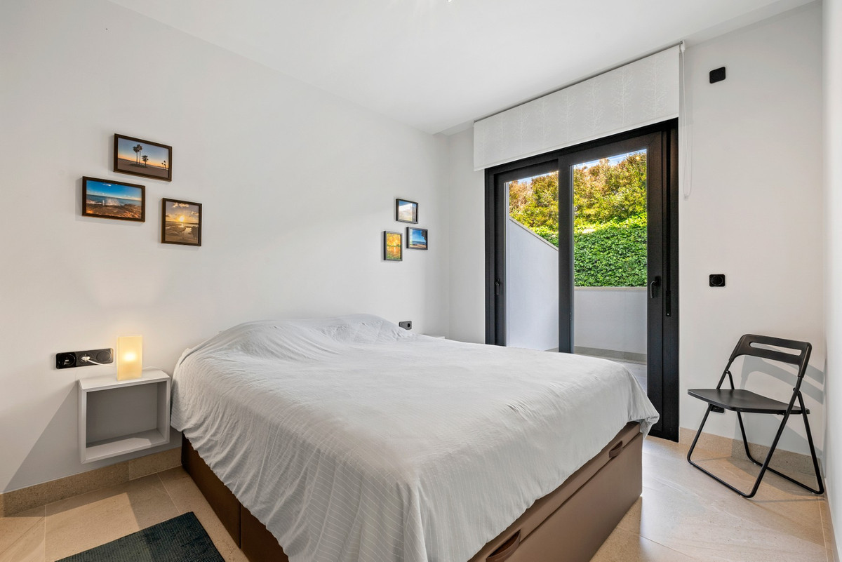 2 Bed Apartment for sale in Villamartin Costa Blanca, Alicante, Spain