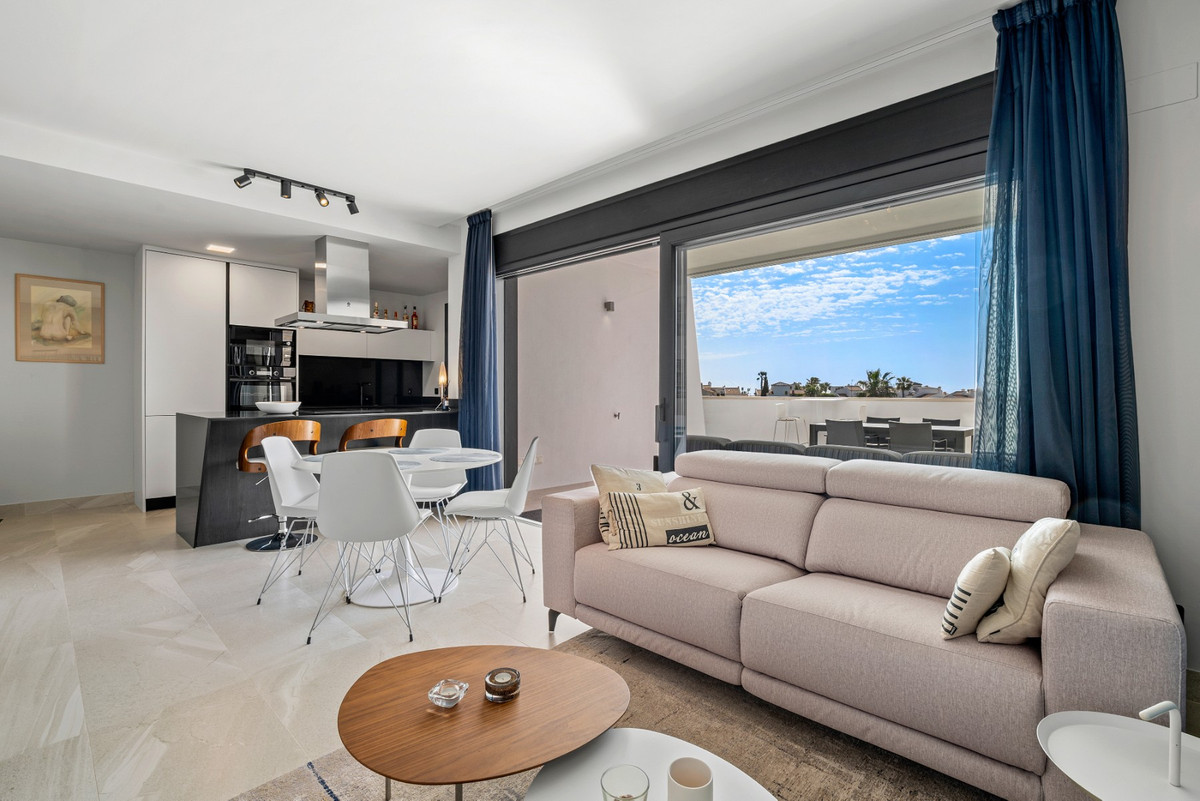 2 Bed Apartment for sale in Villamartin Costa Blanca, Alicante, Spain