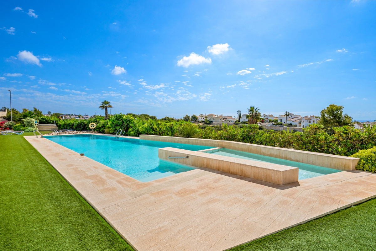 2 Bed Apartment for sale in Villamartin Costa Blanca, Alicante, Spain